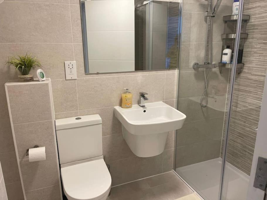 Panorama House, Luxury 2-Bedroom Apartment 2 كيدلينغتون المظهر الخارجي الصورة
